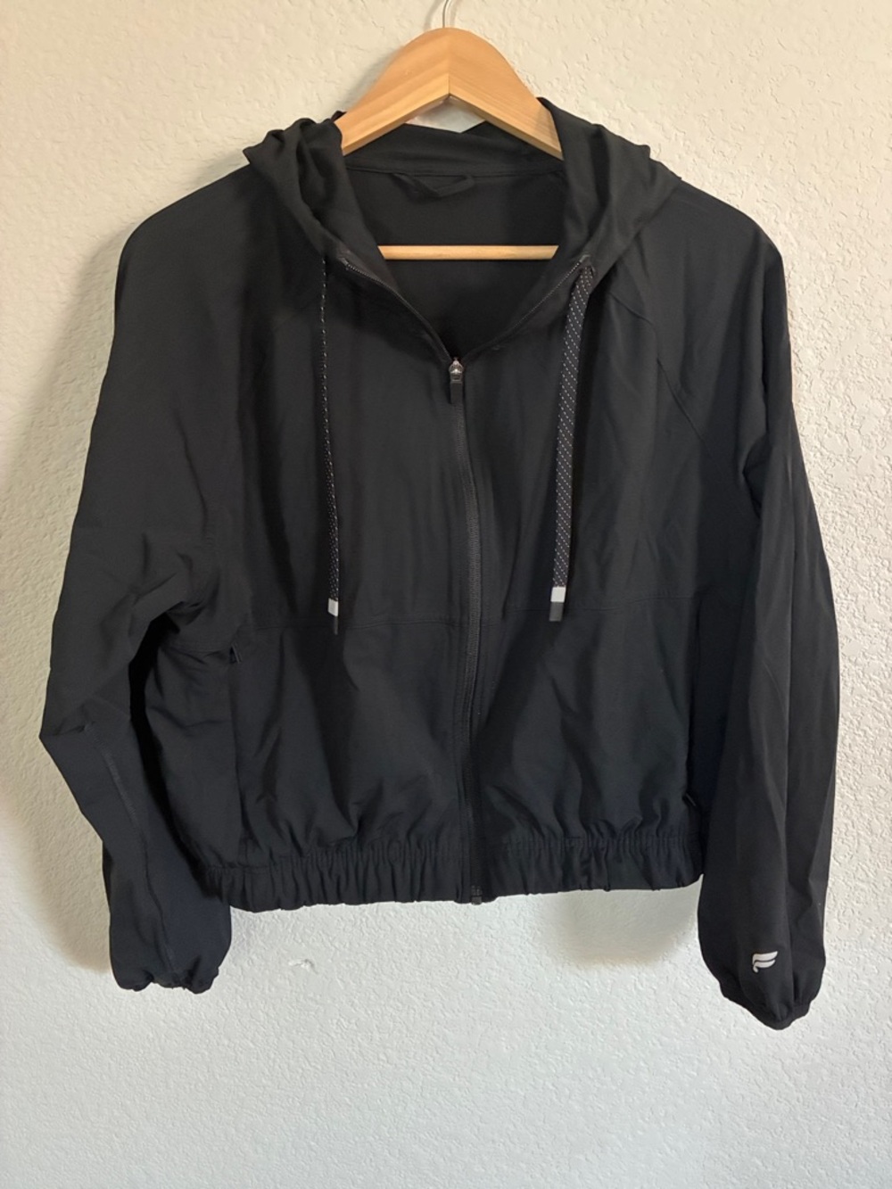 Fabletics waist length full zip jacket hooded